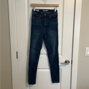 Levi’s Mile High Super Skinny